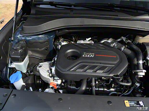 北京现代 胜达 2019款 380T 四驱高配型