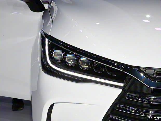 比亞迪 宋MAX新能源 2018款 基本型