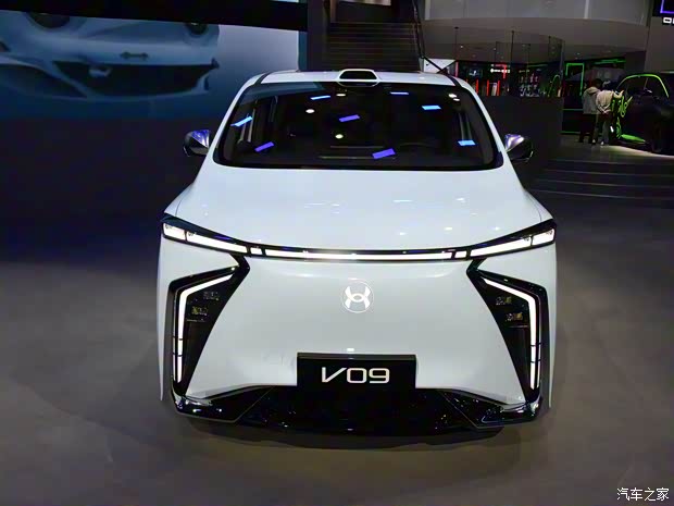 合創(chuàng)汽車 合創(chuàng)V09 2023款 基本型