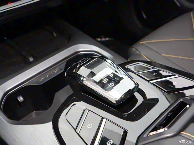 凯翼汽车 凯翼昆仑 2023款 1.6T DCT高配 凯翼汽车 凯翼昆仑 2023款 1.6T DCT高配