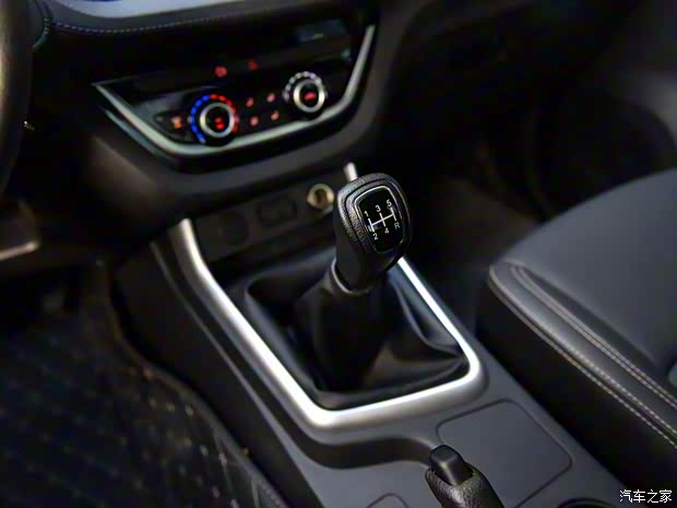 江西五十鈴 瑞邁 2022款 2.8T經(jīng)典柴油兩驅(qū)舒享型標(biāo)軸版JE493ZLQ6E