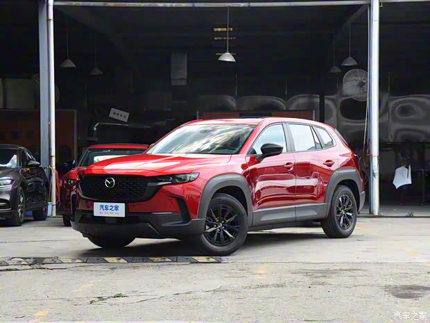 长安马自达 马自达CX-50行也 2023款 2.0L 安行版 长安马自达 马自达CX-50行也 2023款 2.0L 安行版