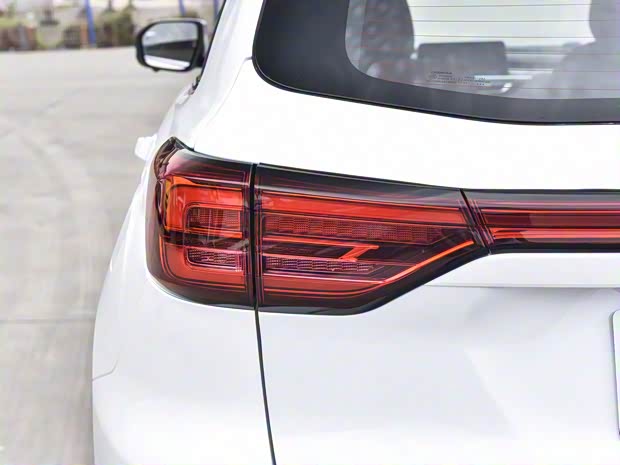 長安汽車 長安CS75 2023款 暢享版 1.5T DCT尊貴版