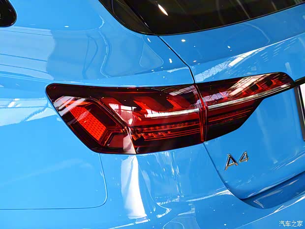 奥迪(进口) 奥迪A4(进口) 2021款 Avant 先锋派 40 TFSI 豪华动感型