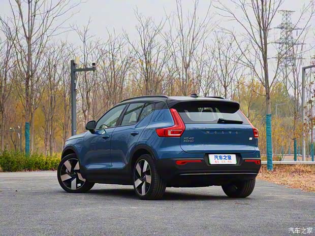 沃爾沃亞太 沃爾沃XC40新能源 2023款 四驅(qū)高性能版