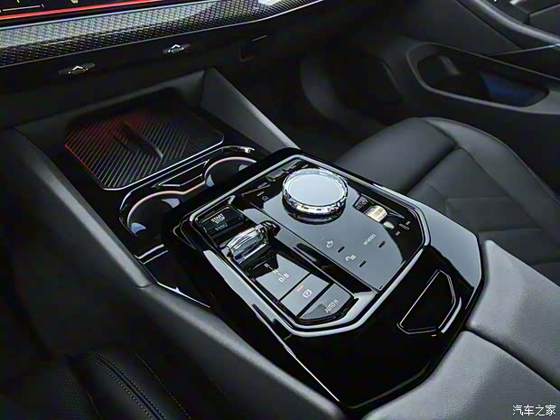 宝马(进口) 宝马i5 2023款 M60 xDrive 宝马(进口) 宝马i5 2023款 M60 xDrive