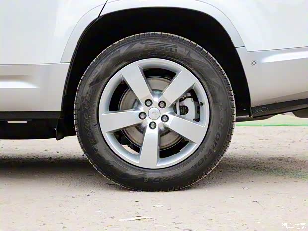 路虎(進(jìn)口) 路虎衛(wèi)士 2023款 130 3.0T P400 HSE