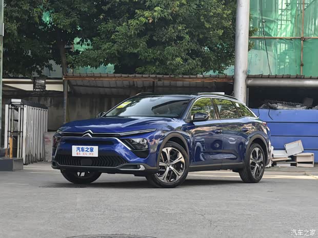 东风雪铁龙 凡尔赛C5 X 2021款 1.6T 享不凡