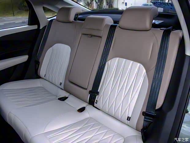 长安启源 长安启源A05 2023款 158kW 基本型 长安启源 长安启源A05 2023款 158kW 基本型