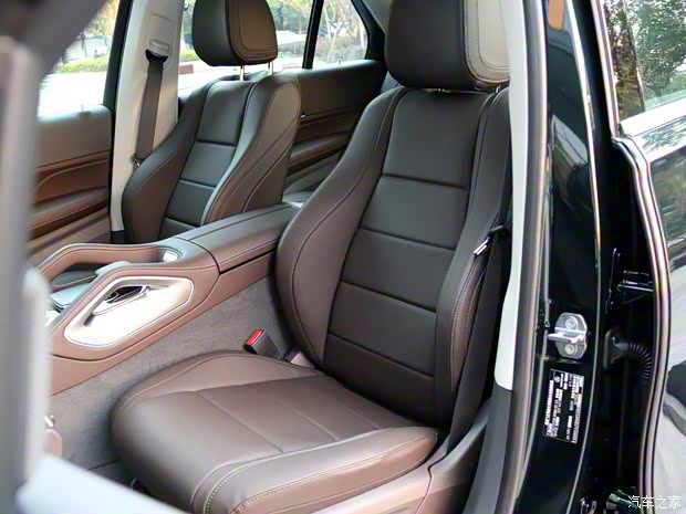 奔驰(进口) 奔驰GLE 2020款 改款 GLE 350 4MATIC 时尚型 奔驰(进口) 奔驰GLE 2020款 改款 GLE 350 4MATIC 时尚型