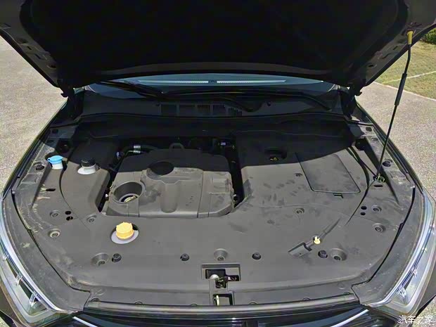 长安汽车 长安欧尚X7 2020款 1.5T 人脸识别全自动泊车太空逍遥版 长安汽车 长安欧尚X7 2020款 1.5T 人脸识别全自动泊车太空逍遥版