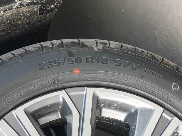 吉利汽車 嘉際 2023款 嘉際L 1.5TD DCT尊貴型