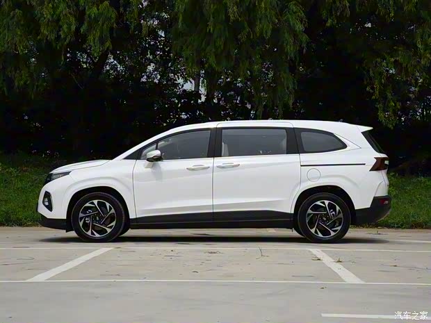 北京现代 库斯途 2021款 2.0T 智爱旗舰版