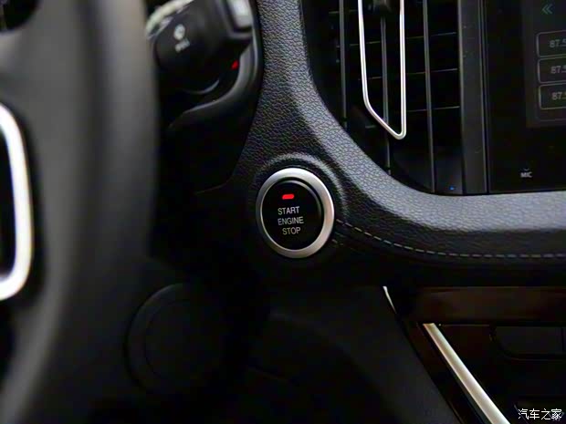 江西五十鈴 瑞邁 2019款 瑞邁S 2.5T四驅(qū)柴油超豪華款加長版JE4D25Q5A