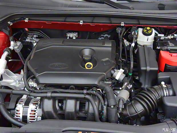 长安福特 福克斯 2019款 三厢 1.5L 手动锋跃型 国V 长安福特 福克斯 2019款 三厢 1.5L 手动锋跃型 国V