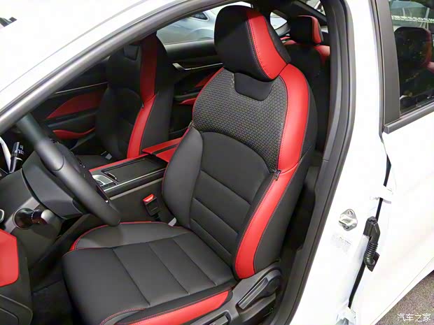 吉利汽车 缤瑞 2021款 1.4T CVT F-TYPE运动版