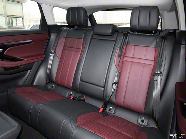 奇瑞捷豹路虎 攬勝極光 2023款 極光L 249PS 奢享版