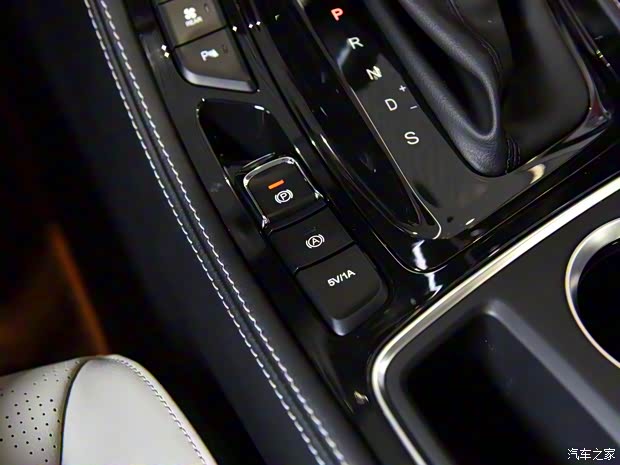 上汽通用五菱 宝骏730 2019款 1.5T CVT旗舰版