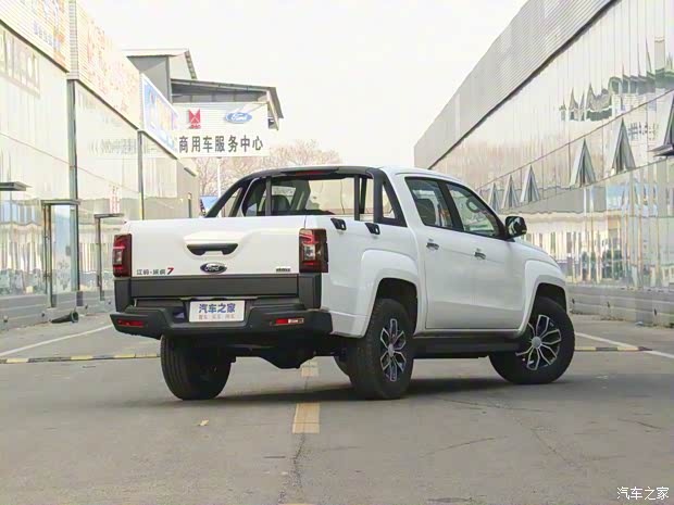 江铃汽车 域虎7 2022款 2.0T手动柴油四驱舒享型标轴