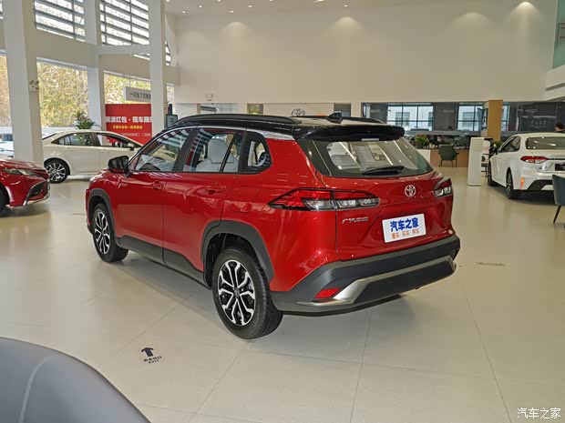 广汽丰田 锋兰达 2022款 2.0L CVT尊贵版