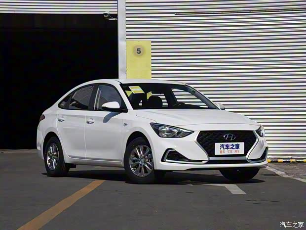 北京现代 悦动 2018款 1.6L 自动悦目版GL 北京现代 悦动 2018款 1.6L 自动悦目版GL