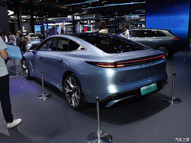 星途 星紀(jì)元 ES 2023款 高配