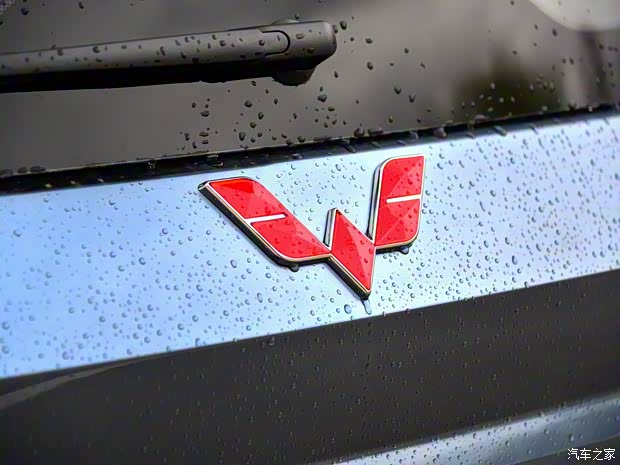 上汽通用五菱 五菱宏光PLUS 2019款 1.5T 手动豪华型 7座