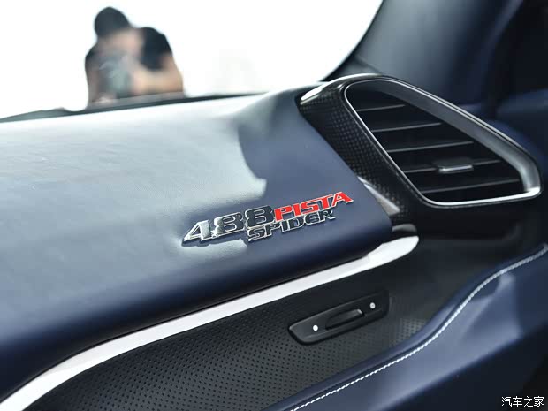 法拉利 法拉利488 2019款 488 Pista Spider 法拉利 法拉利488 2019款 488 Pista Spider