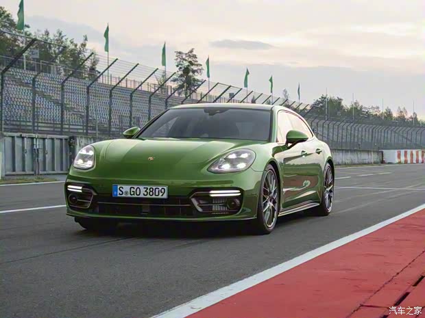 保时捷 Panamera 2019款 Panamera GTS Sport Turismo 4.0T