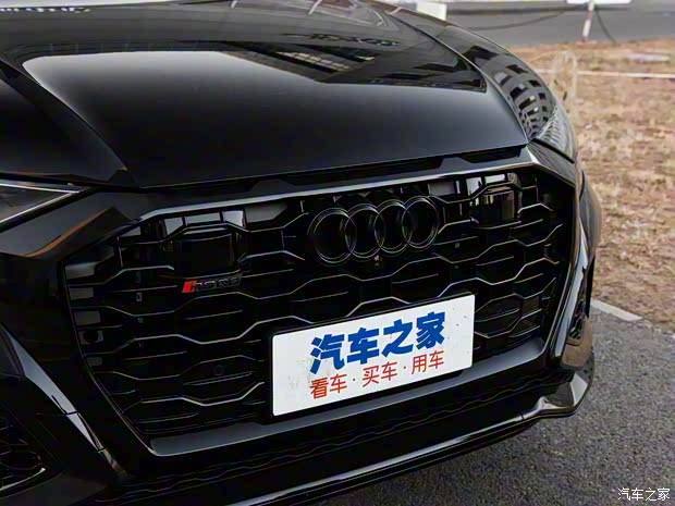 Audi Sport 奥迪RS Q8 2021款 基本型