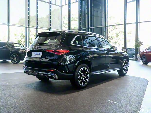 北京奔驰 奔驰GLC 2023款 GLC 260 L 4MATIC 豪华型 北京奔驰 奔驰GLC 2023款 GLC 260 L 4MATIC 豪华型