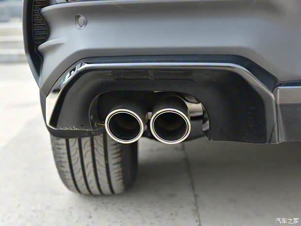 東風(fēng)風(fēng)行 風(fēng)行T5 EVO 2023款 狂飚版 1.5TD DCT鉑金款