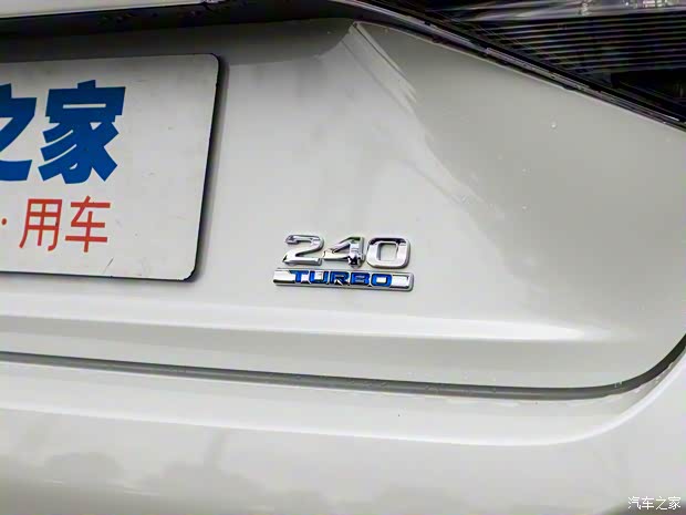 東風(fēng)本田 思域 2022款 240TURBO CVT 勁騁版