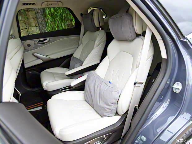 腾势汽车 腾势N8 2023款 基本型