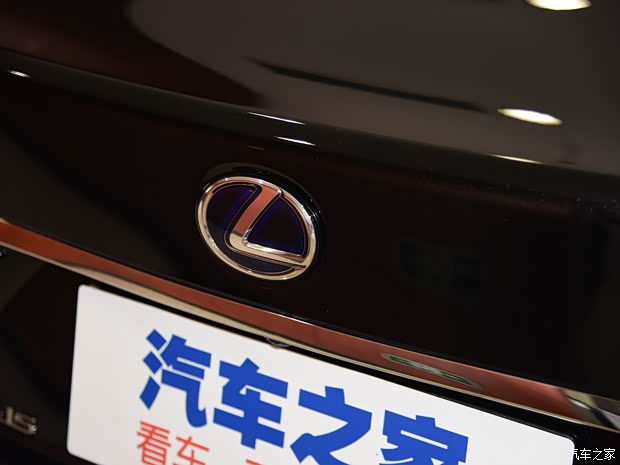 雷克萨斯 雷克萨斯LS 2020款 500h 卓越版 国VI