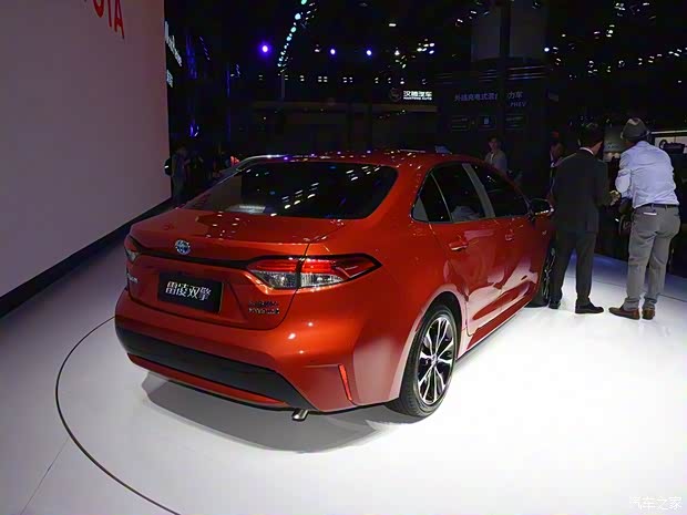 广汽丰田 雷凌 2019款 双擎 基本型