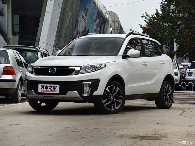 北汽昌河 北汽昌河Q35 2018款 1.5L 自動(dòng)炫赫升級(jí)版