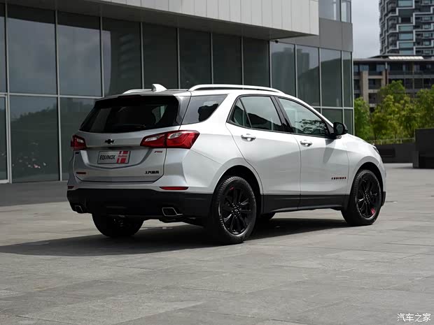 上汽通用雪佛兰 探界者 2018款 550T Redline版