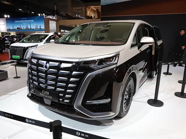 騰勢(shì)汽車(chē) 騰勢(shì)D9 2023款 PREMIER 創(chuàng)始版