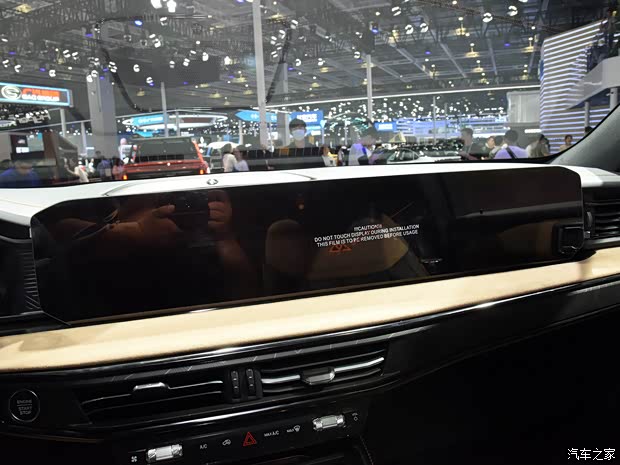 長安福特 探險者 2023款 EcoBoost 285 昆侖巔峰版 6座