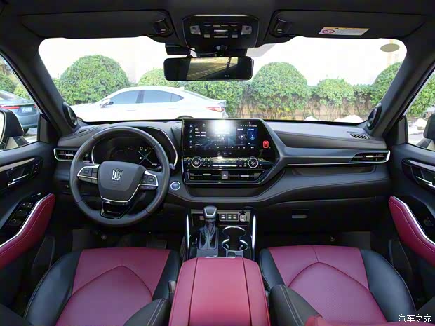 一汽丰田 皇冠陆放 2021款 2.5L HEV四驱旗舰版