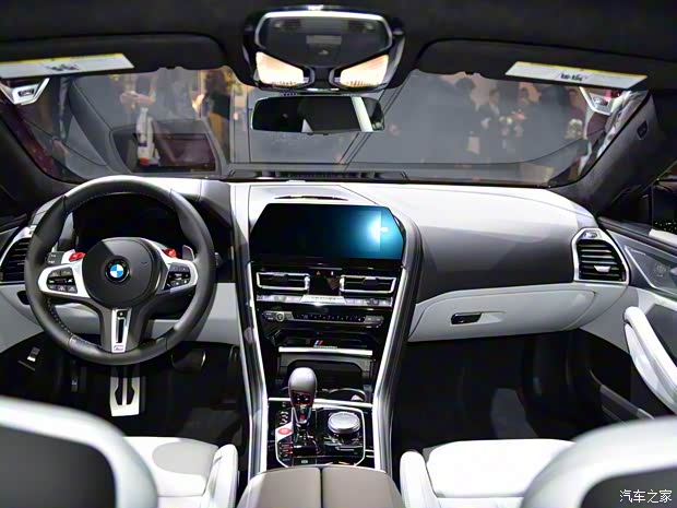 宝马M 宝马M8 2020款 M8 四门轿跑车 雷霆版