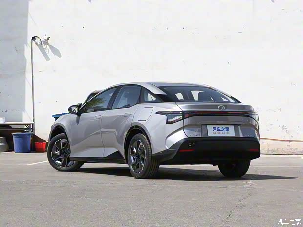 一汽丰田 丰田bZ3 2023款 517km 精英PRO 一汽丰田 丰田bZ3 2023款 517km 精英PRO