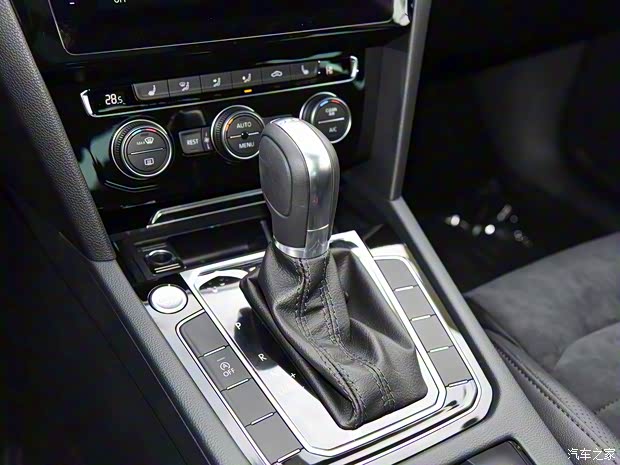 一汽-大眾 邁騰 2019款 330TSI DSG 尊貴型