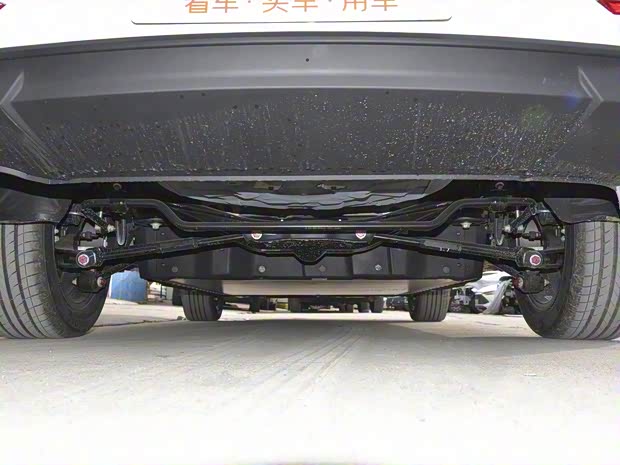 比亚迪 秦新能源 2021款 出行标准版