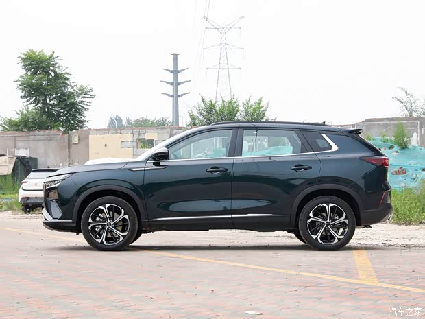 東風(fēng)乘用車(chē) 皓極 2022款 馬赫動(dòng)力 1.5T 敢享版·智