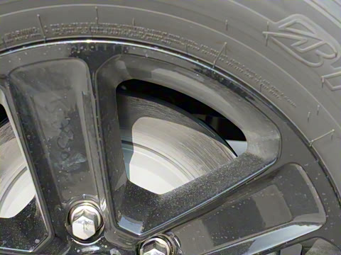 2022款 2.0T 高地四门版 2022款 2.0T 高地四门版