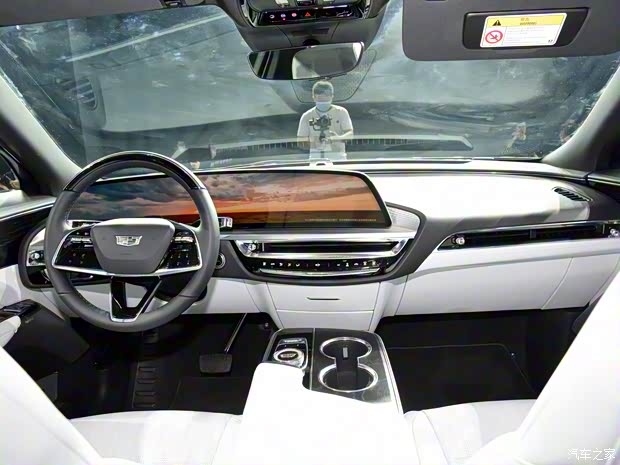 上汽通用凱迪拉克 LYRIQ 2022款 后驅(qū)長(zhǎng)續(xù)航豪華版