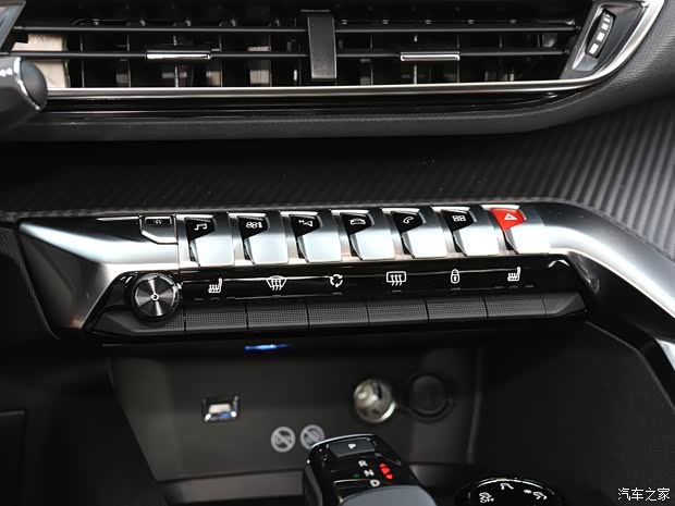 東風(fēng)標(biāo)致 標(biāo)致4008 2022款 400THP 炫夜科技版