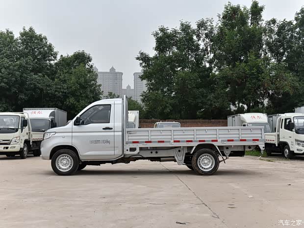 上汽通用五菱 五菱榮光新卡 2021款 1.5L汽車下鄉(xiāng)版LV0加長單排L3C